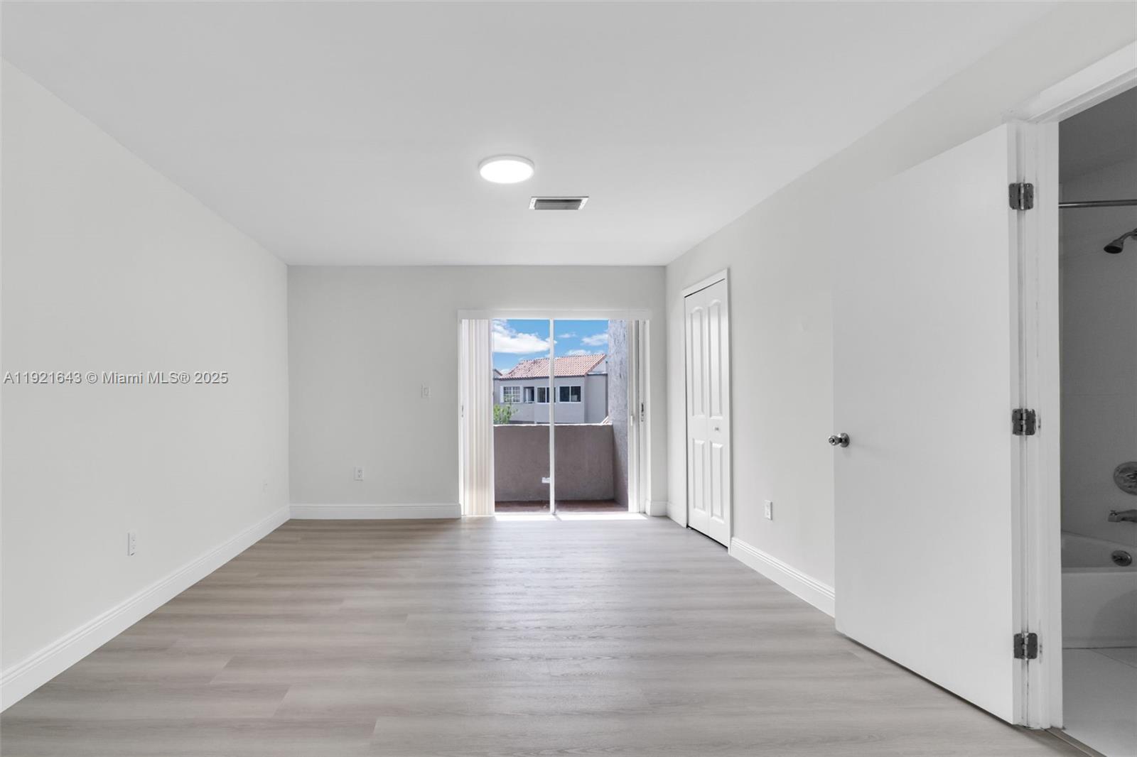 SUNSET HARBOUR SEC IV - Residential