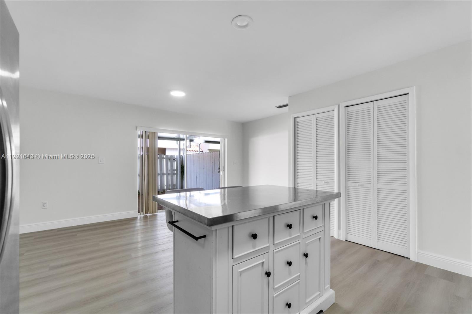 SUNSET HARBOUR SEC IV - Residential