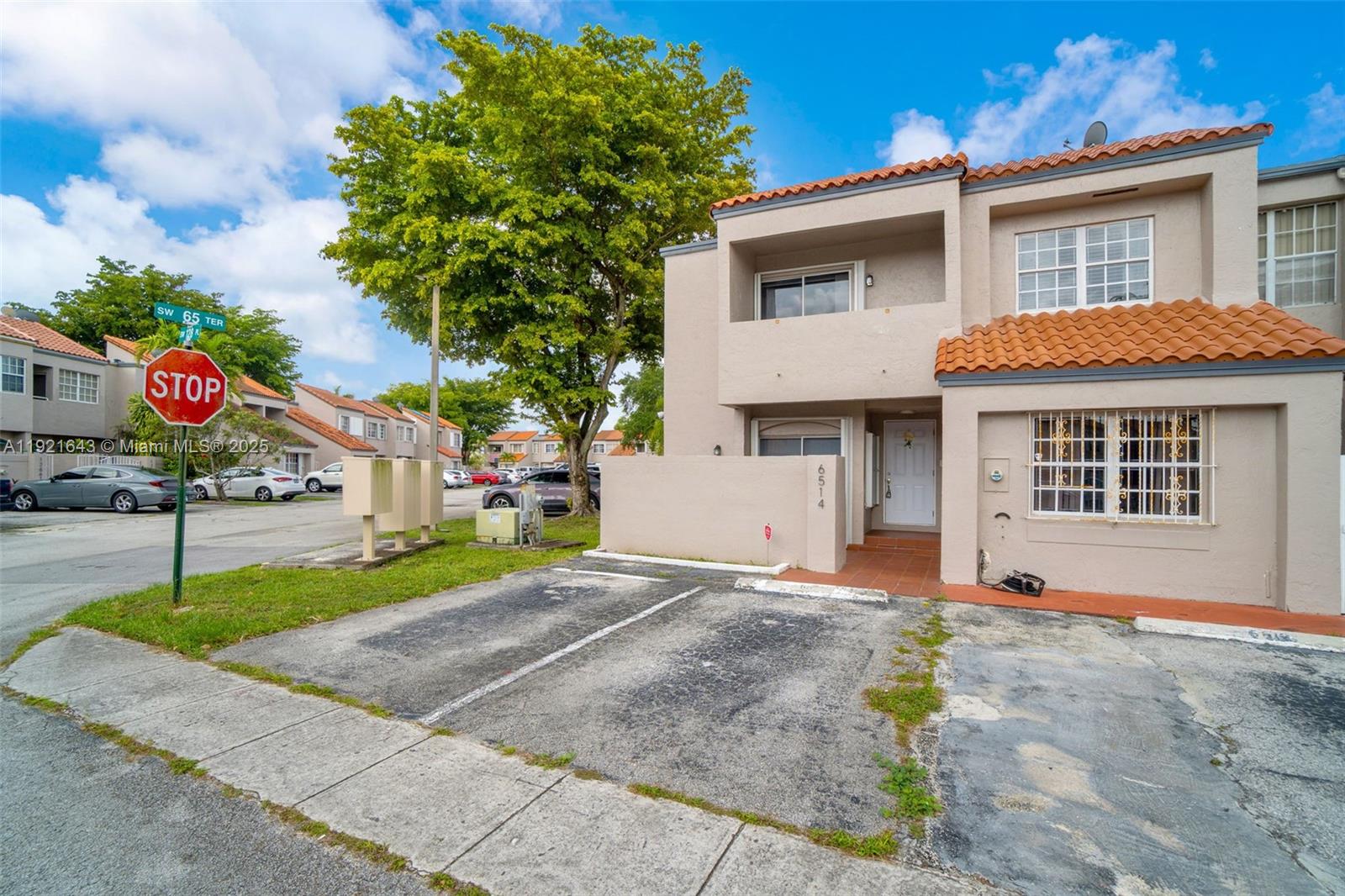 SUNSET HARBOUR SEC IV - Residential