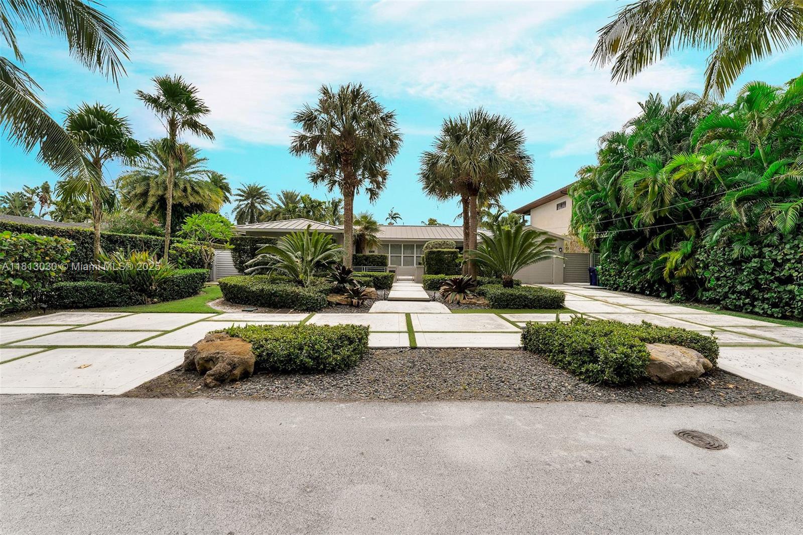 AMD PL BISCAYNE PINES - Residential Lease