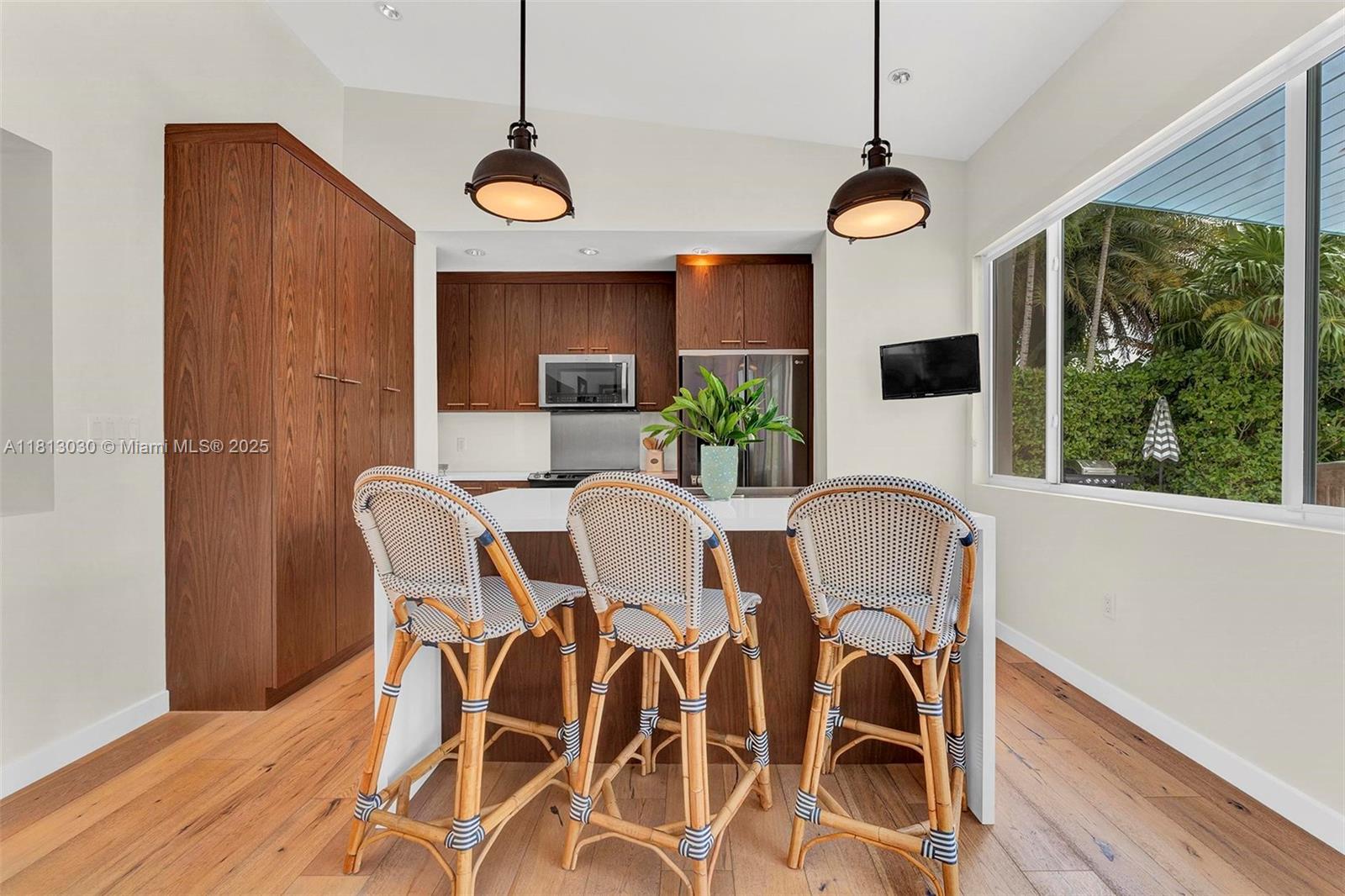 AMD PL BISCAYNE PINES - Residential Lease