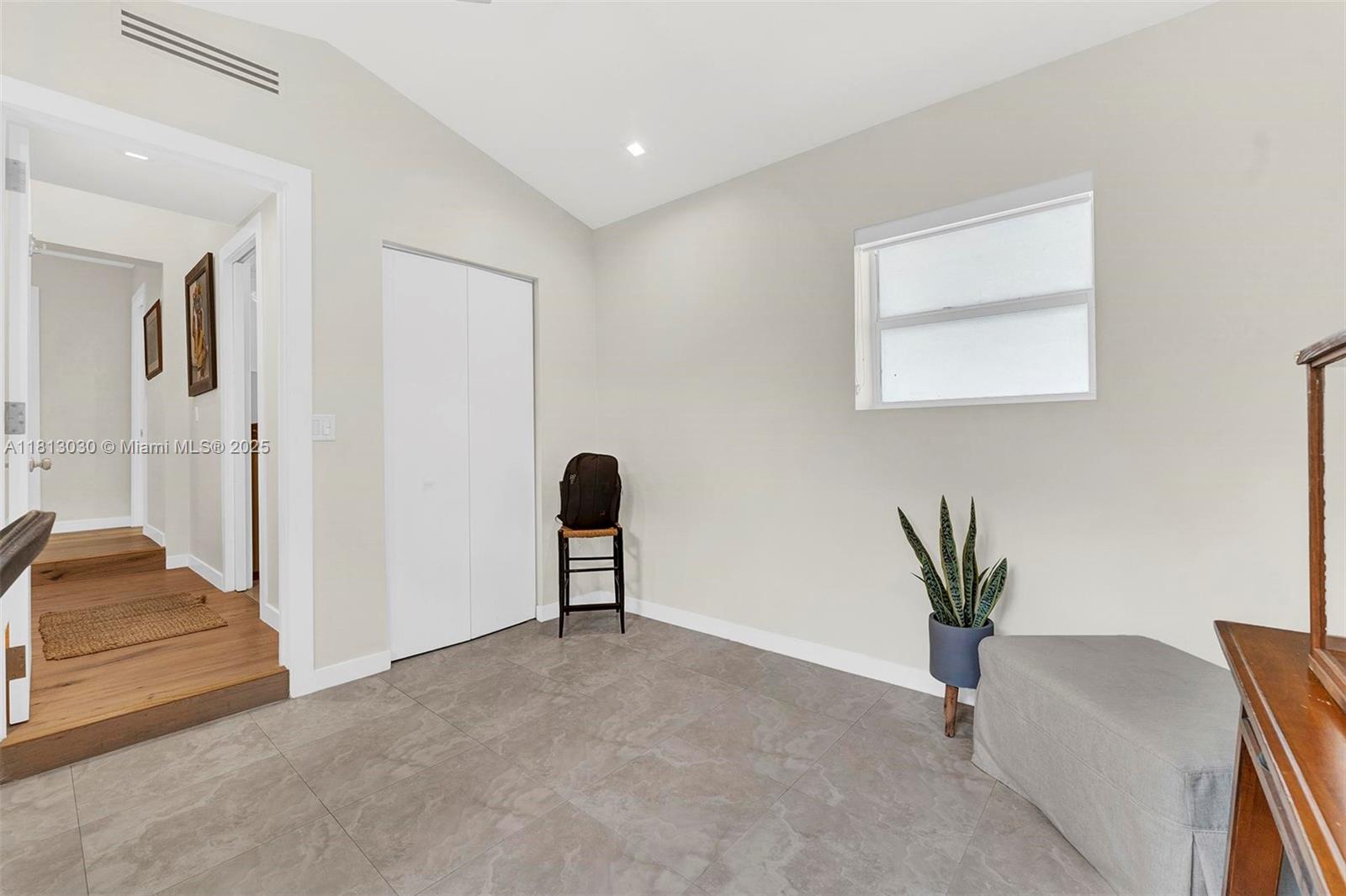 AMD PL BISCAYNE PINES - Residential Lease