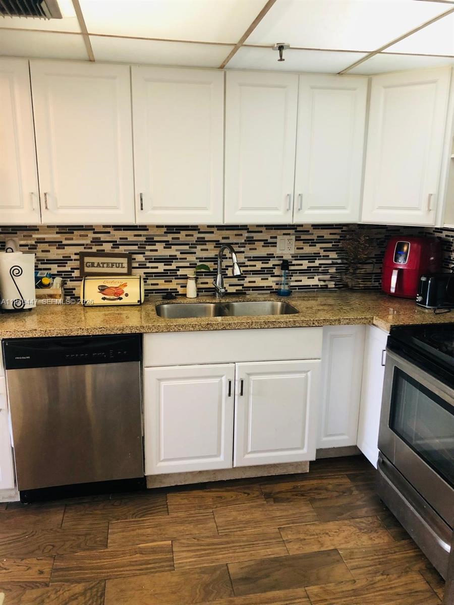 GREYNOLDS PARK CLUB CONDO - Residential