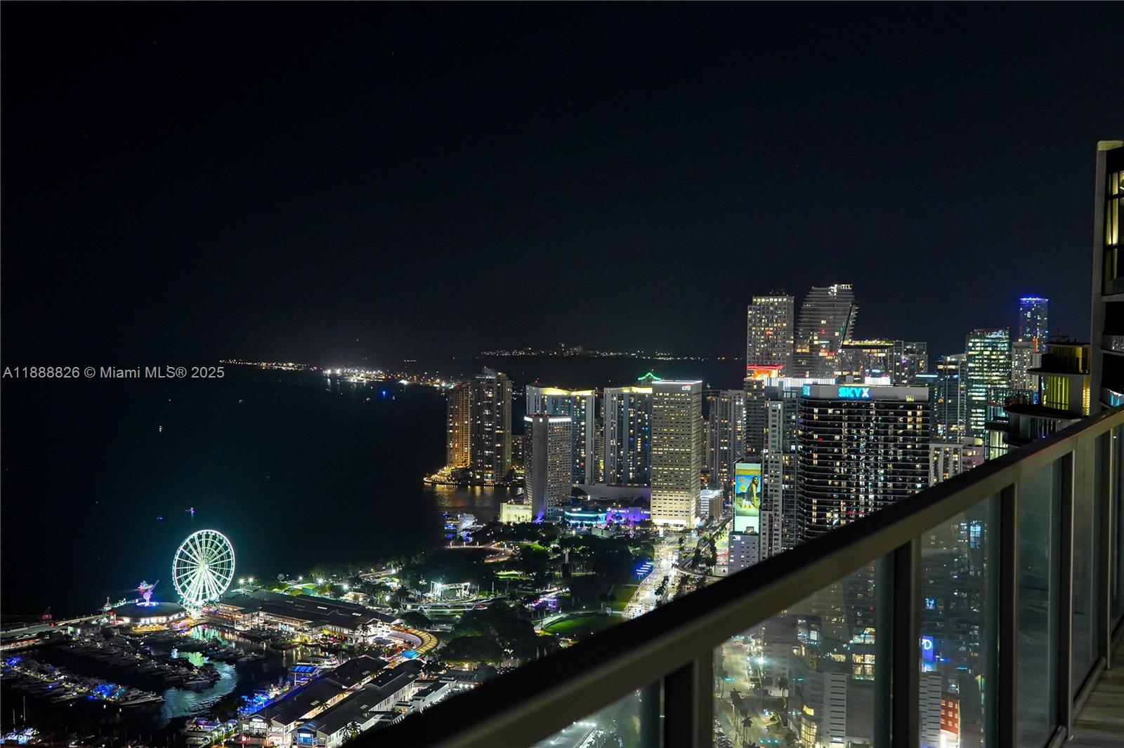 MARQUIS CONDO - Residential