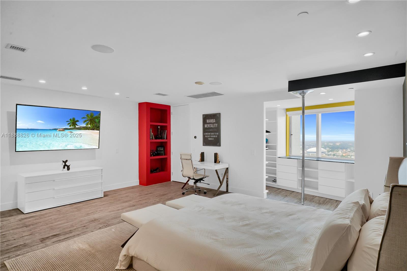 MARQUIS CONDO - Residential