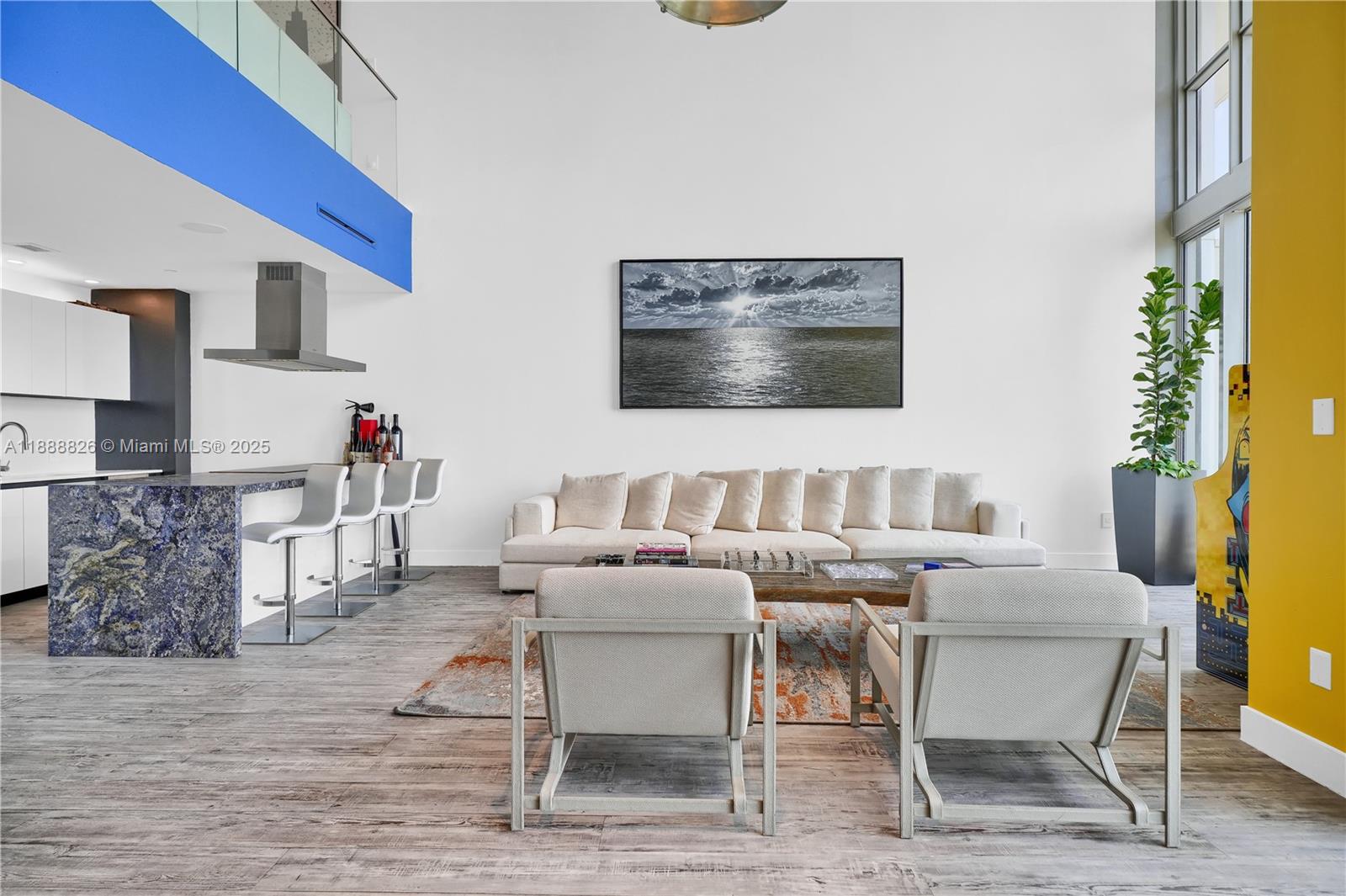 MARQUIS CONDO - Residential