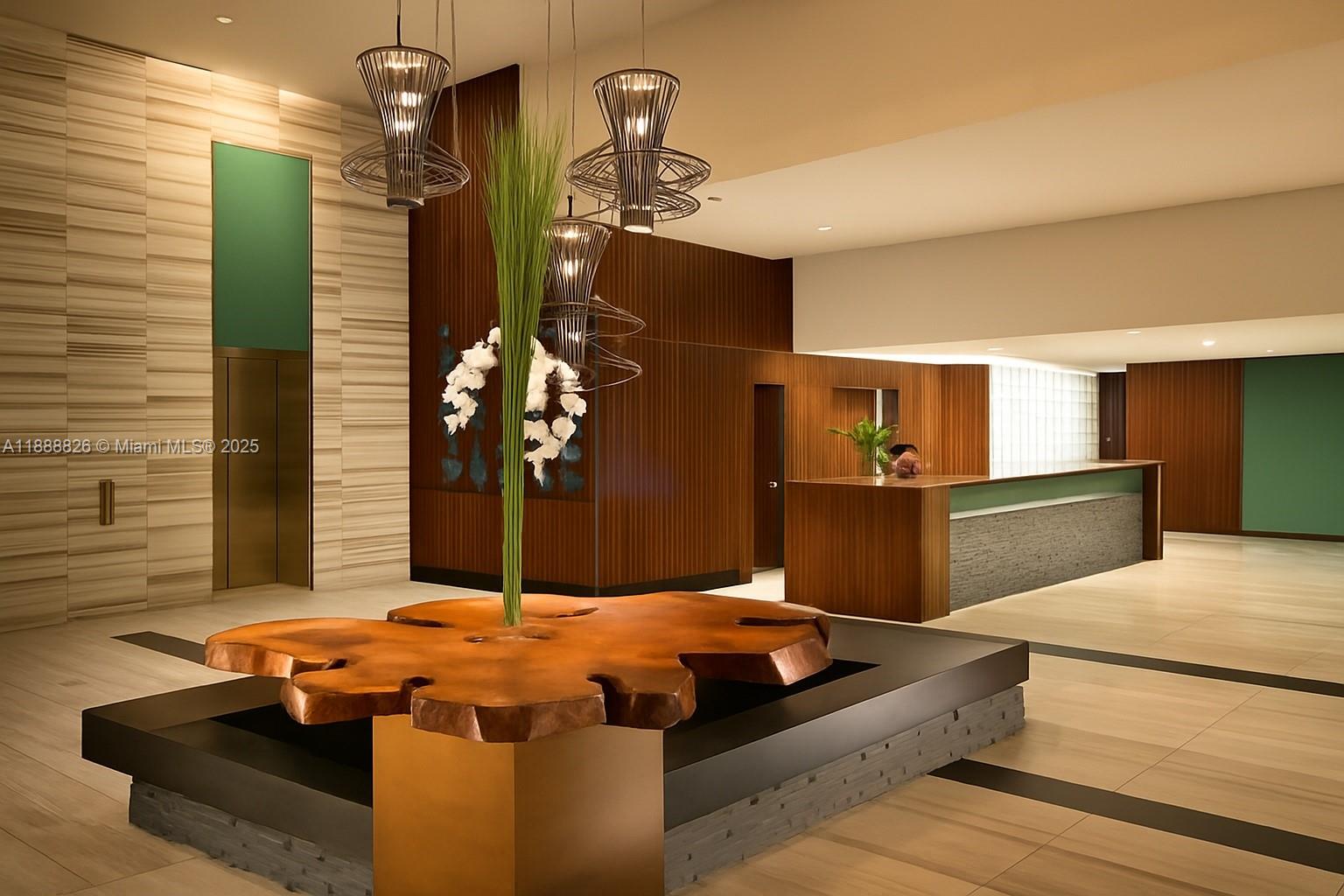 MARQUIS CONDO - Residential