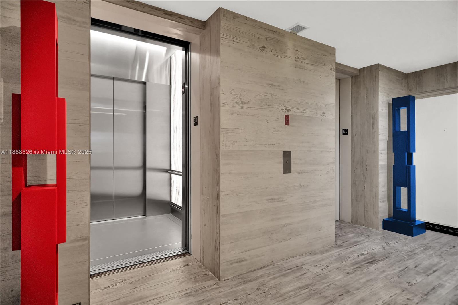 MARQUIS CONDO - Residential