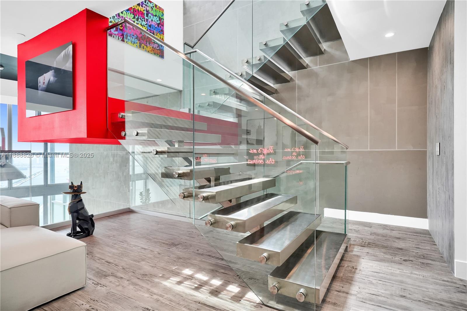 MARQUIS CONDO - Residential