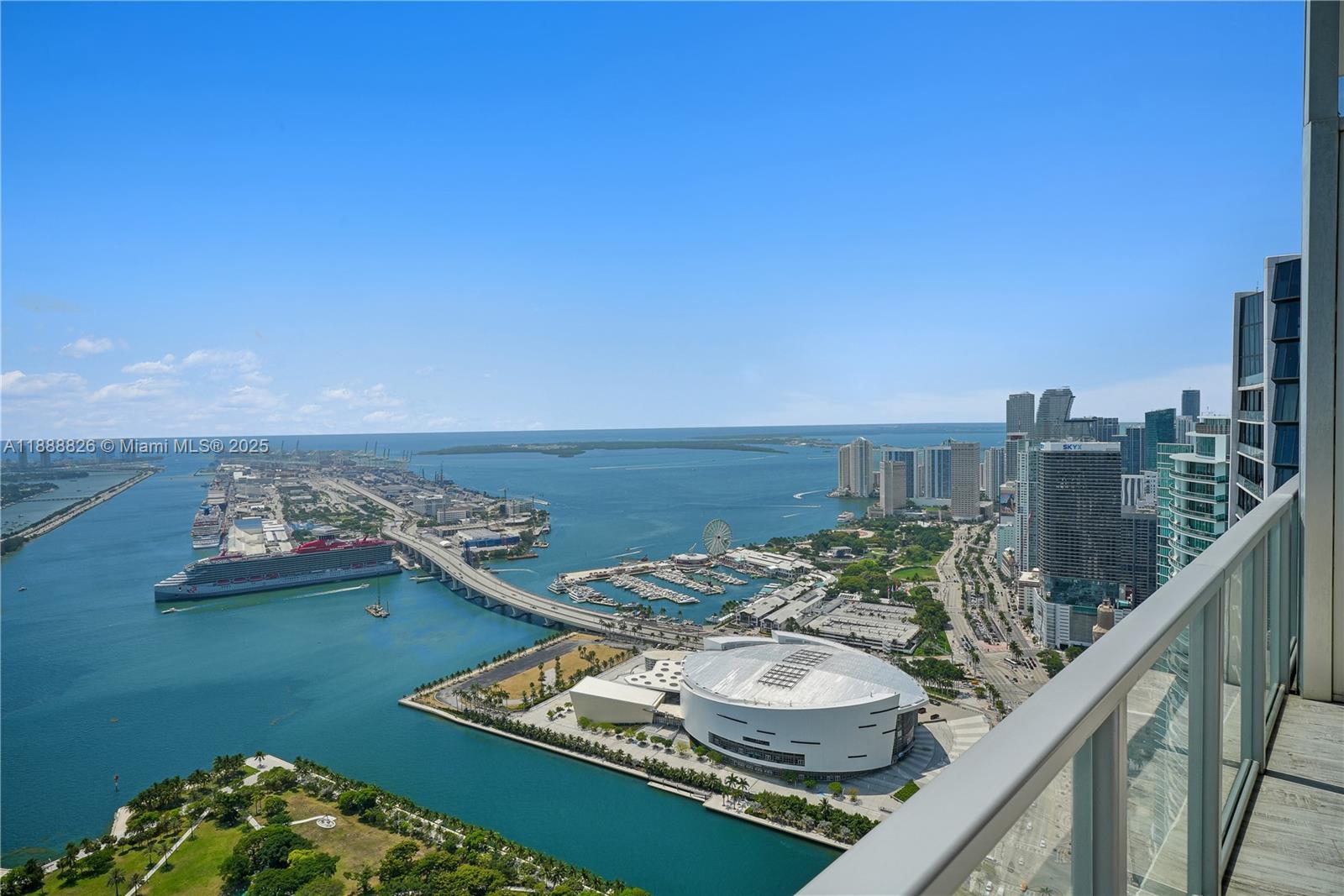 MARQUIS CONDO - Residential