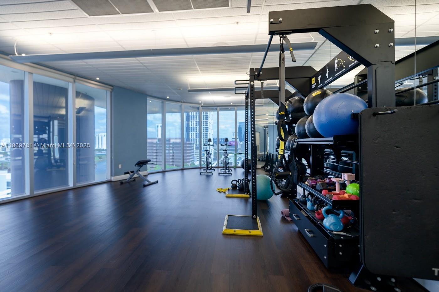 LATITUDE ON THE RIVER CON - Residential