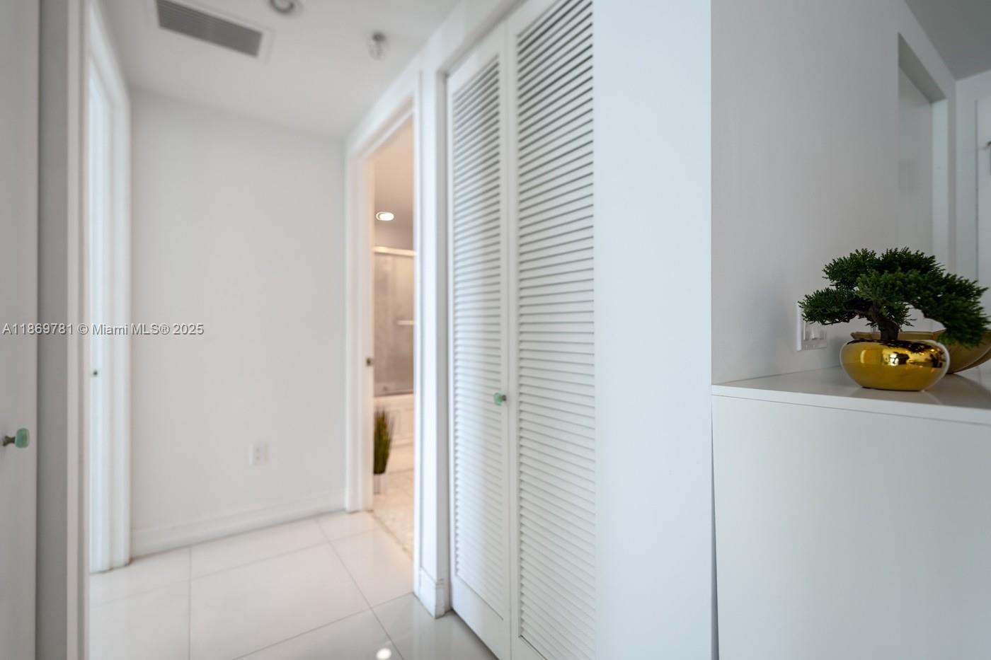 LATITUDE ON THE RIVER CON - Residential