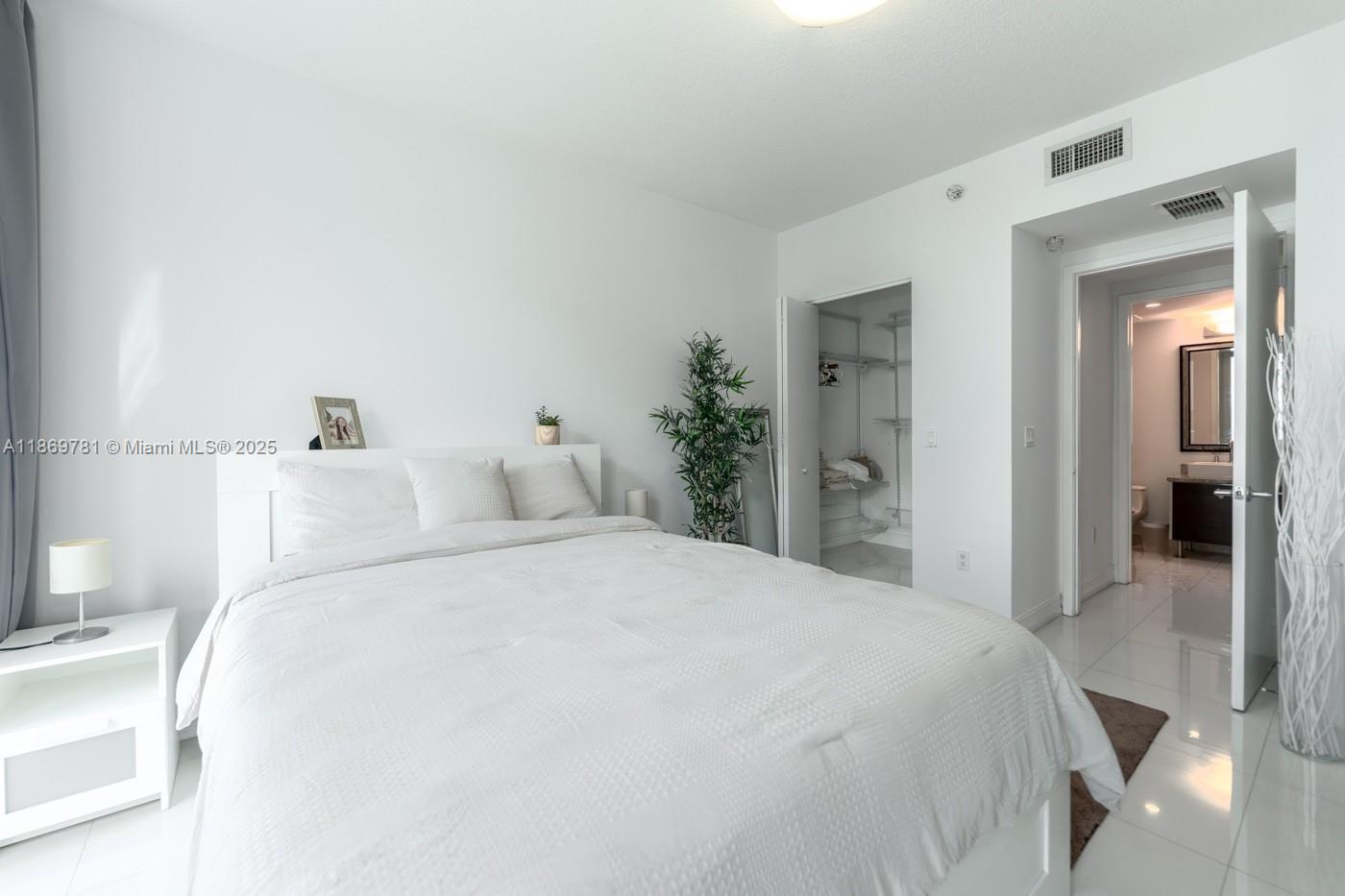 LATITUDE ON THE RIVER CON - Residential