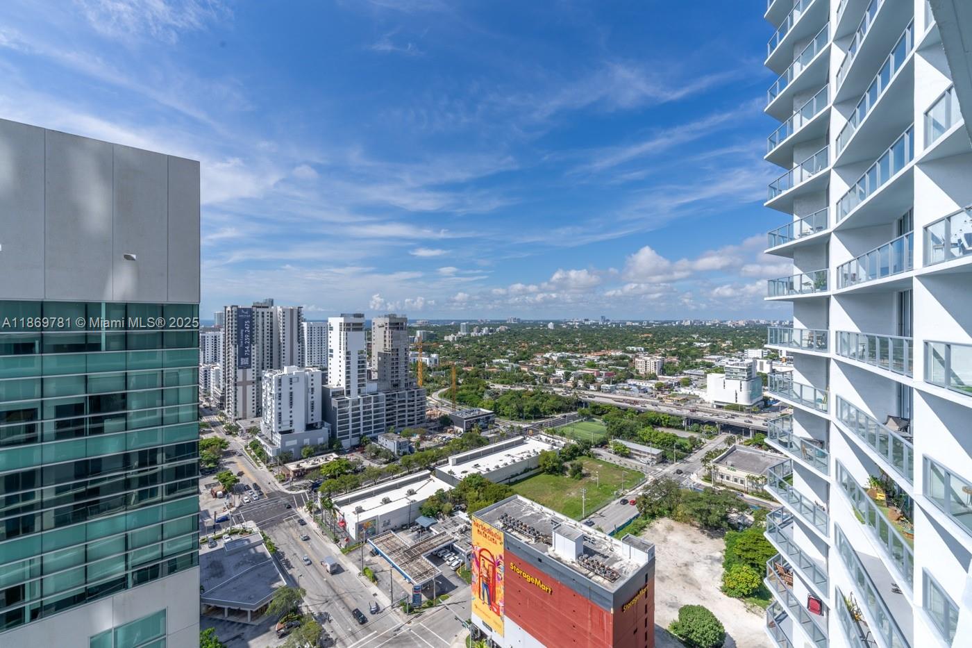 LATITUDE ON THE RIVER CON - Residential