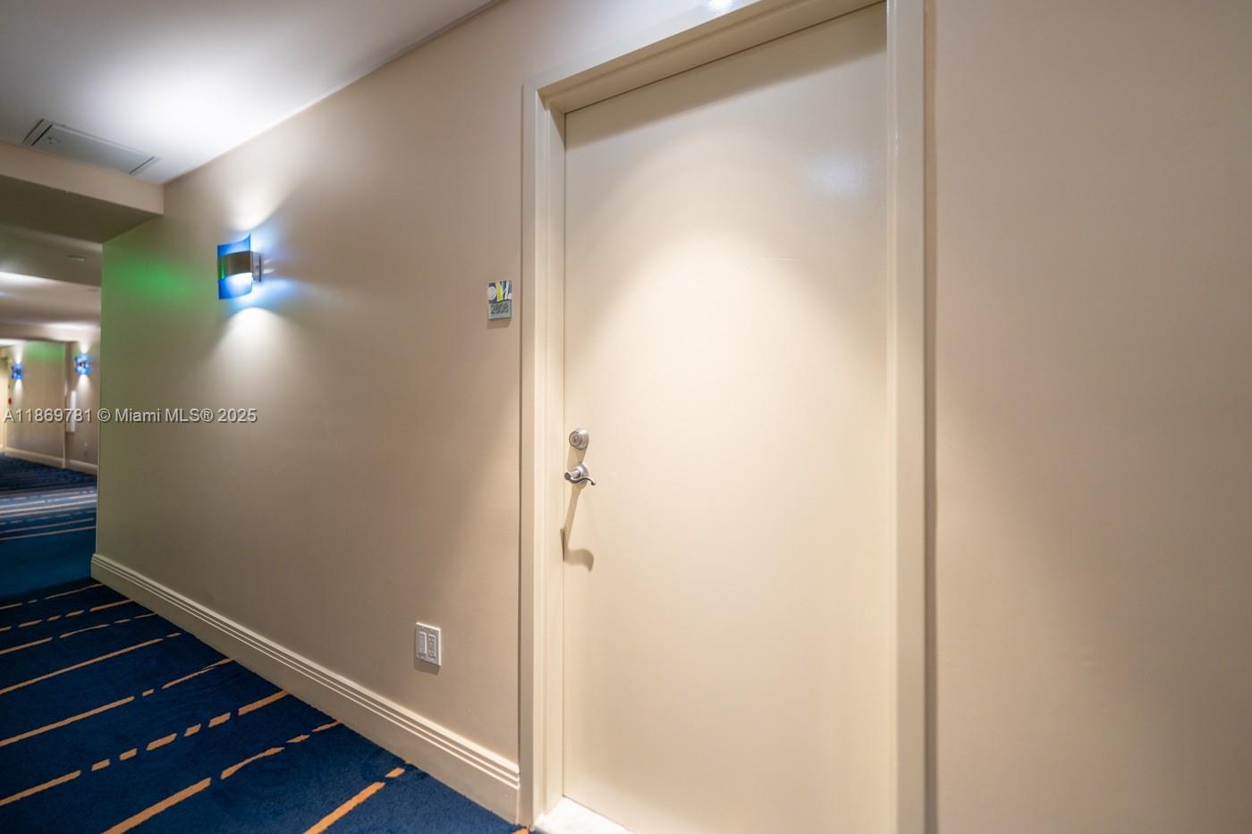 LATITUDE ON THE RIVER CON - Residential