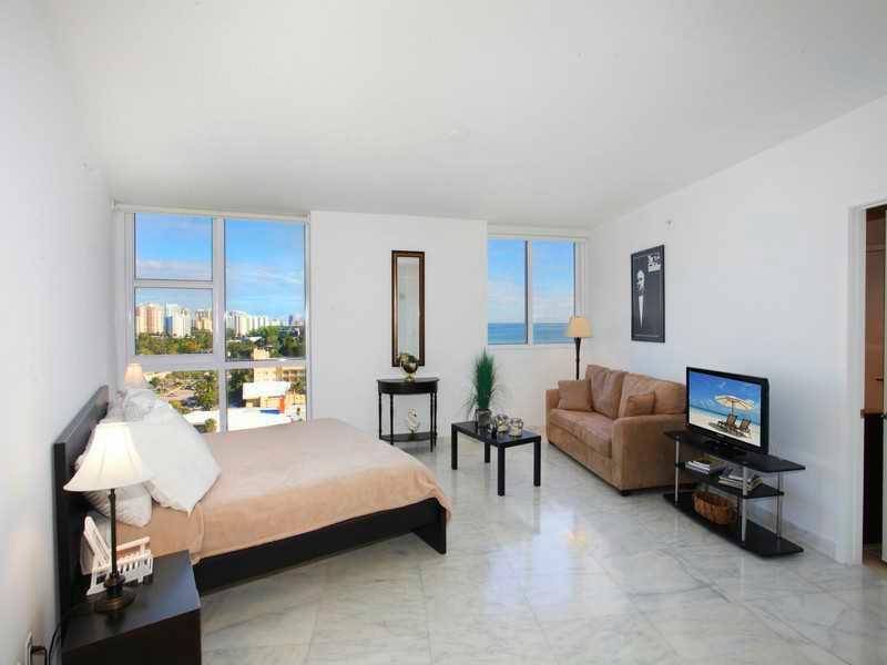 TRUMP ROYALE CONDO - Residential Lease