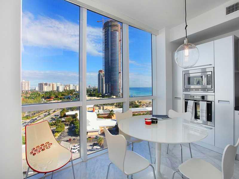 TRUMP ROYALE CONDO - Residential Lease