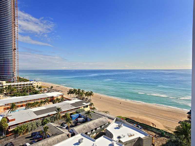 TRUMP ROYALE CONDO - Residential Lease