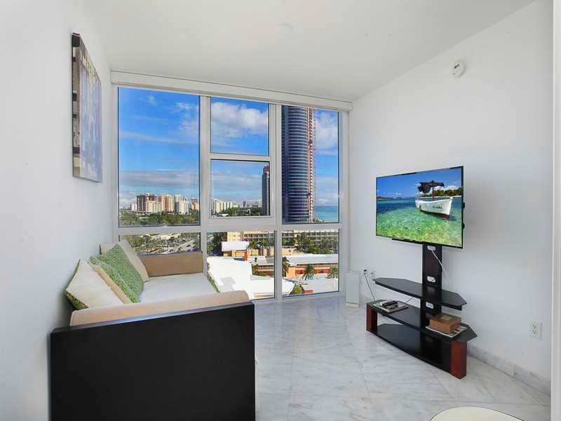 TRUMP ROYALE CONDO - Residential Lease