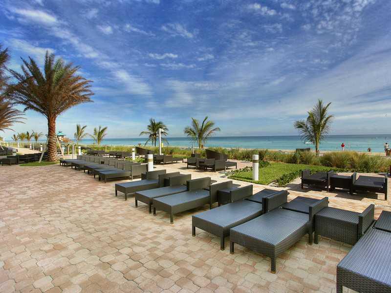 TRUMP ROYALE CONDO - Residential Lease