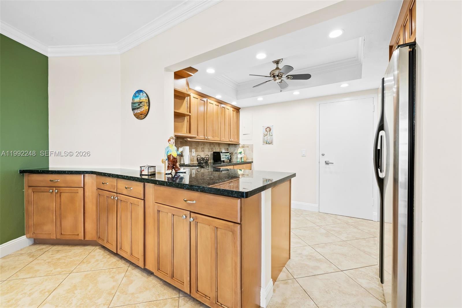 View photos, virtual tours, details... 3700 Galt Ocean Dr 612