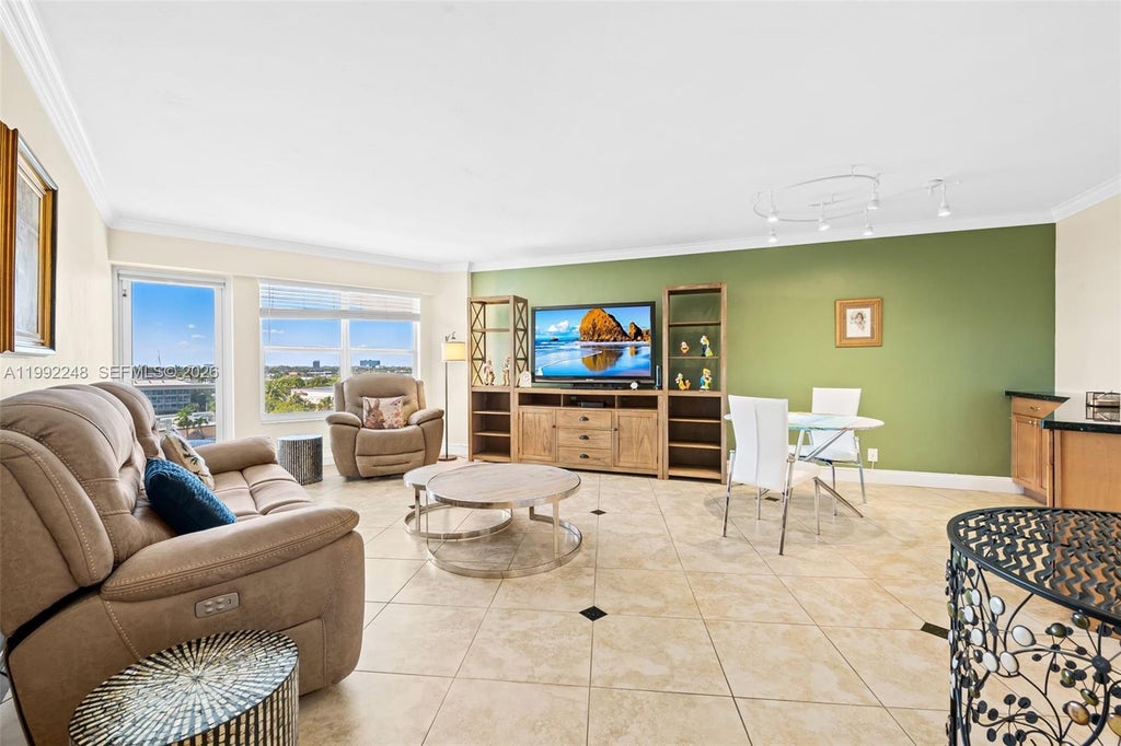 Photo of 3700 Galt Ocean Dr #612, Fort Lauderdale, FL 33308 (MLS # A11992248)