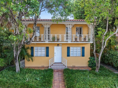 Photo of 23 Majorca Ave, Coral Gables, FL 33134 (MLS # A12103363)