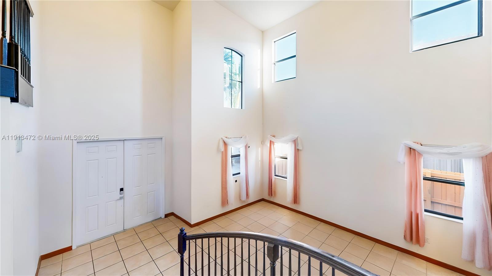 BAYWINDS OF DOMINICA AND - Residential