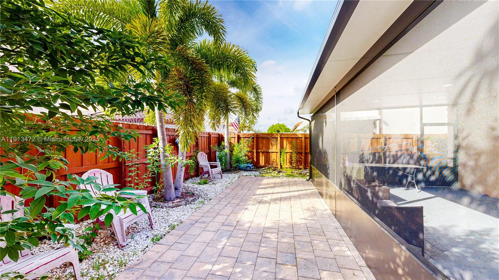 BAYWINDS OF DOMINICA AND - Residential