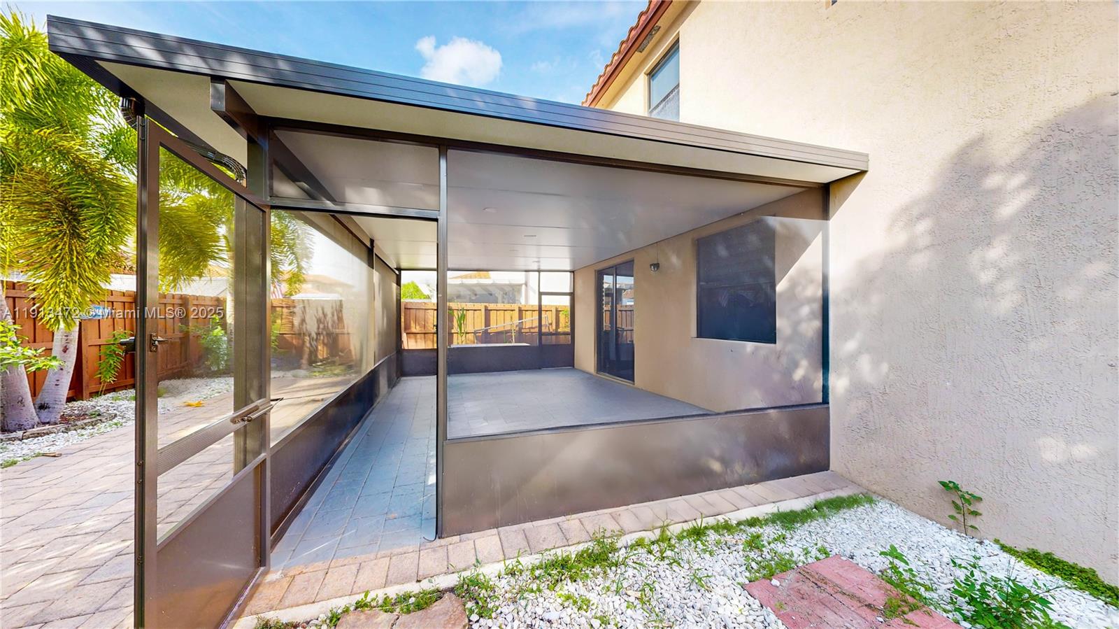 BAYWINDS OF DOMINICA AND - Residential