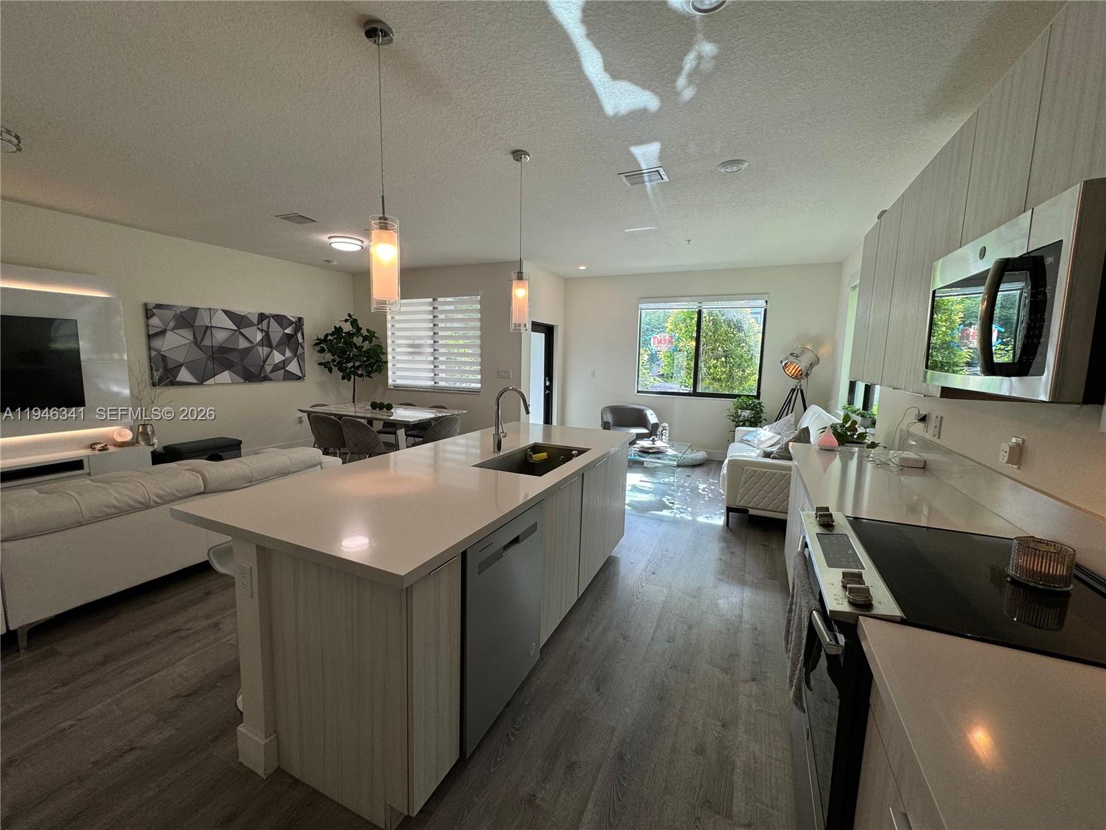 URBANA AT THE RESIDENCES - Residential