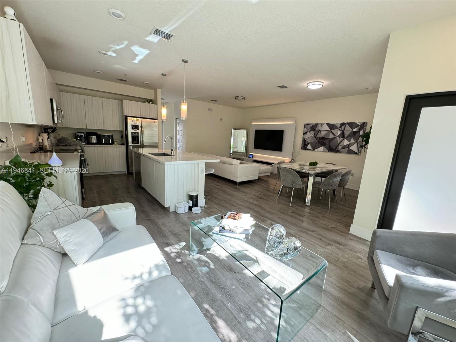 URBANA AT THE RESIDENCES - Residential