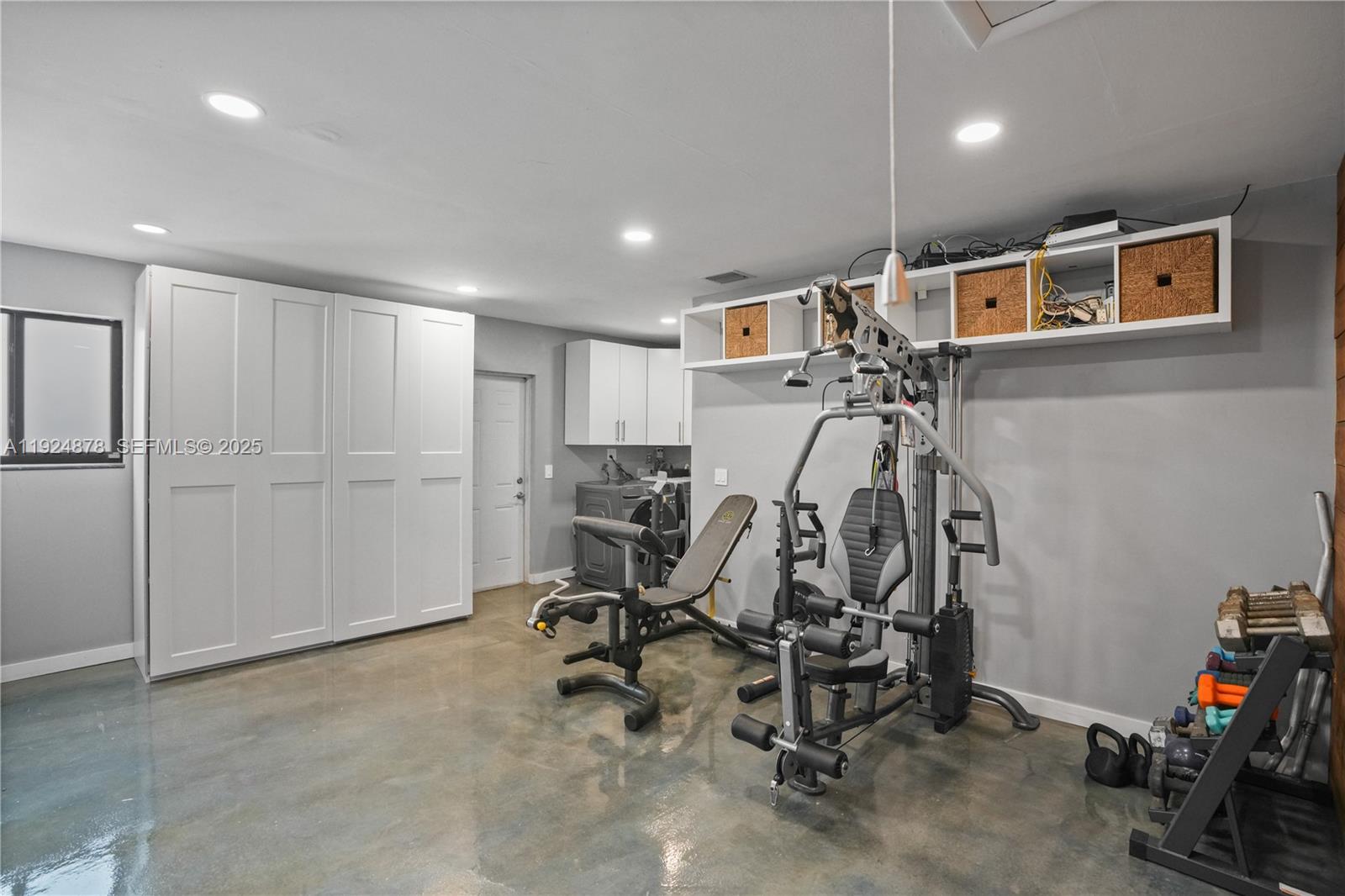 SAGA BAY SEC 1 PT 6 - Residential Lease