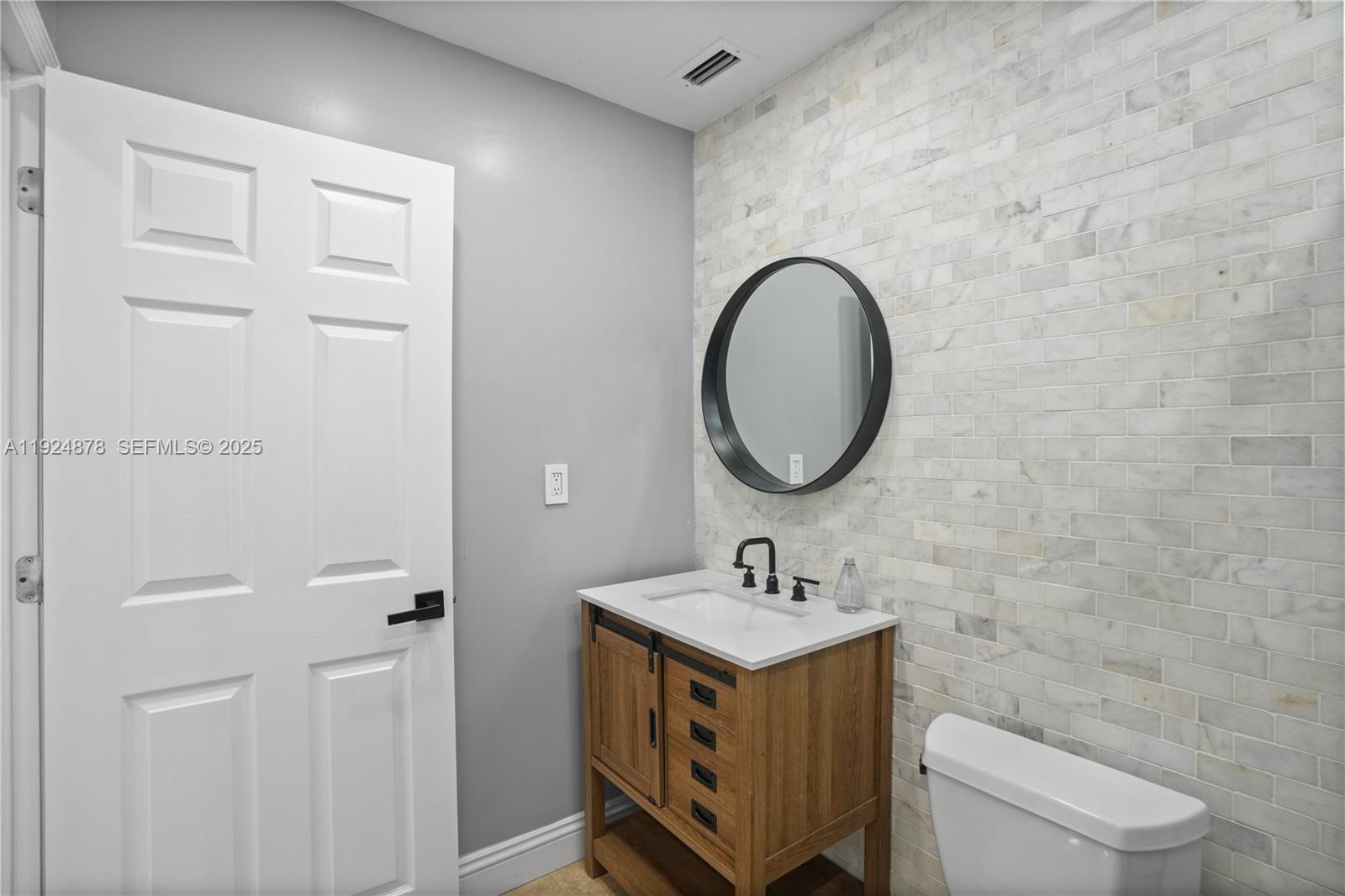 SAGA BAY SEC 1 PT 6 - Residential Lease