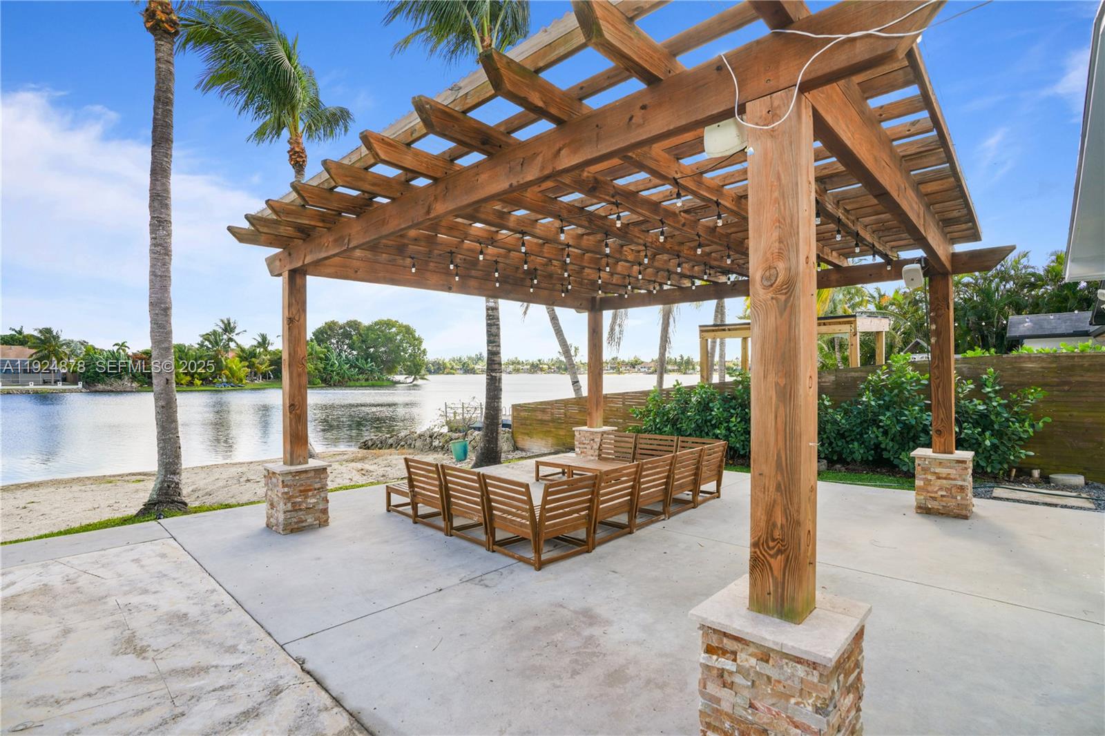 SAGA BAY SEC 1 PT 6 - Residential Lease