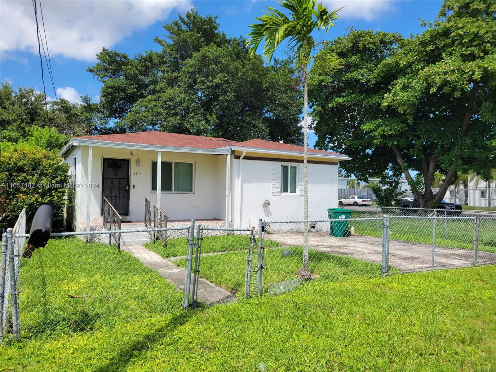 2103 Nw 63rd St St, Miami, Broward County, Florida - 2 Bedrooms  
1 Bathrooms - 