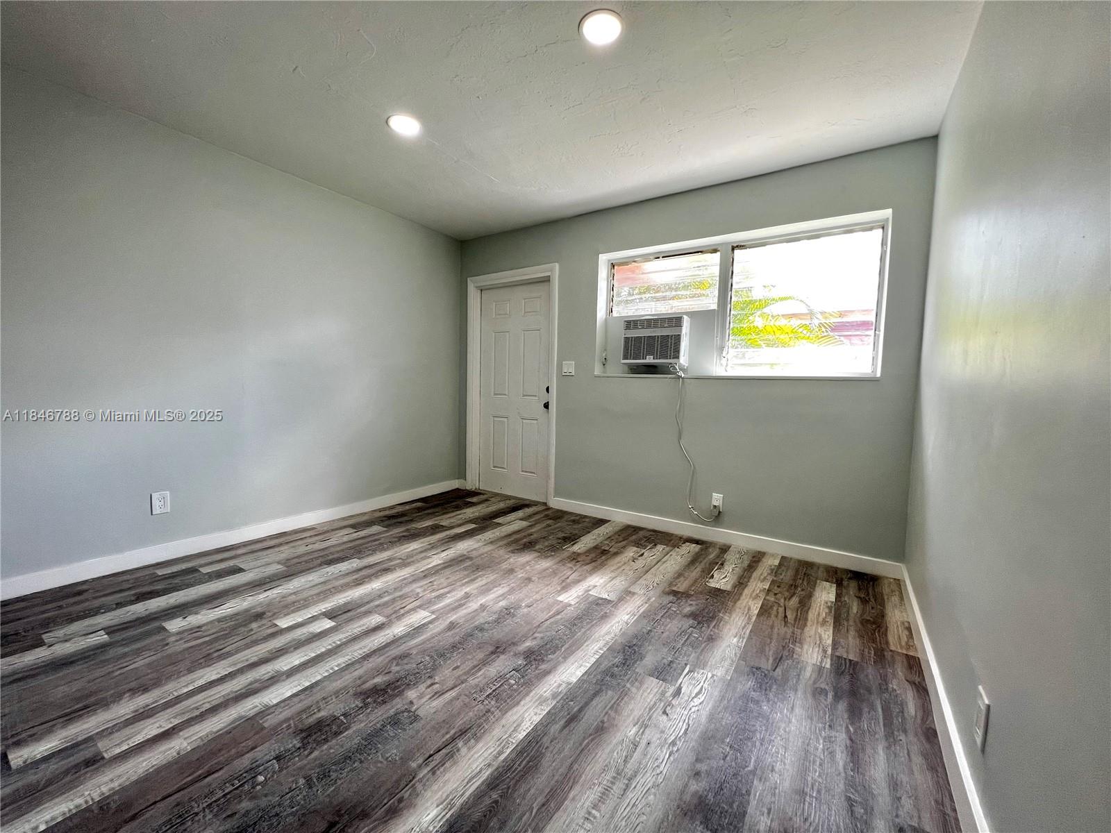 GIBSONS ADDITION - Residential Lease