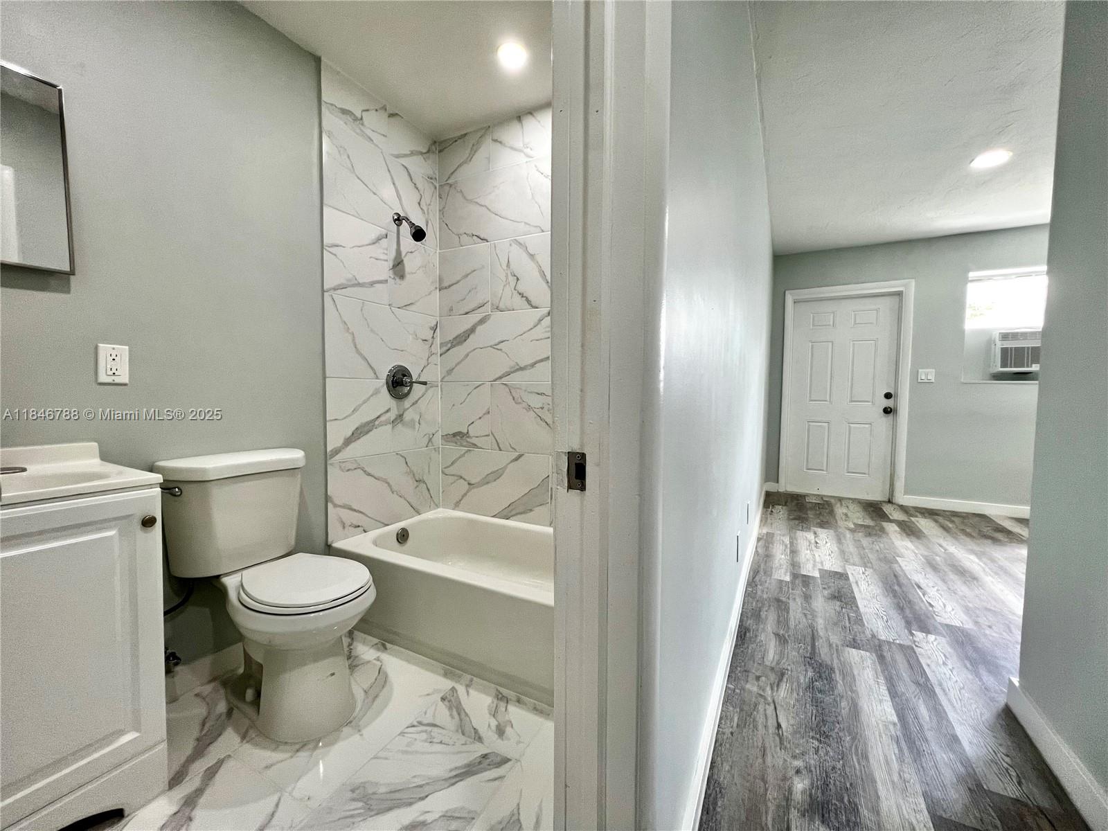 GIBSONS ADDITION - Residential Lease