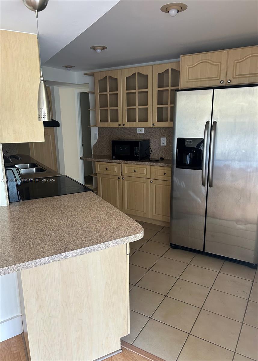 ENVIRON I CONDO 9 - Residential Lease