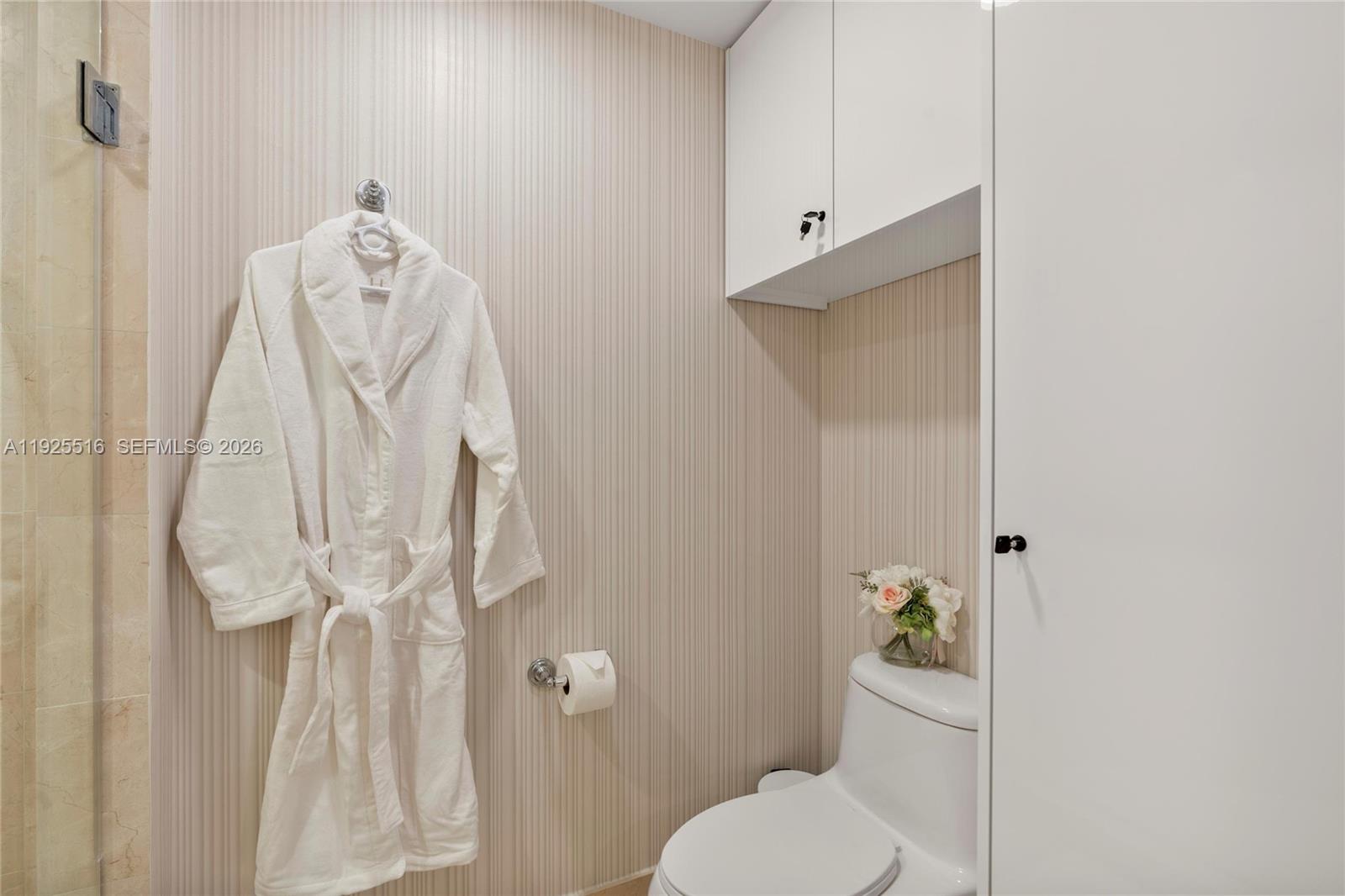 TRUMP INTERNATIONAL SONES - Residential