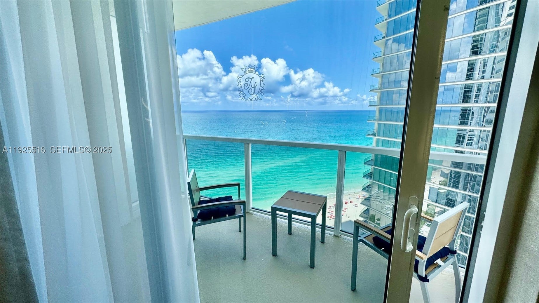 18001 Collins Ave 2512