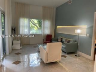 20000 E Country Club Dr 104