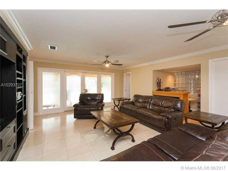 MARY ANN ESTATES 1ST ADDN - Residential