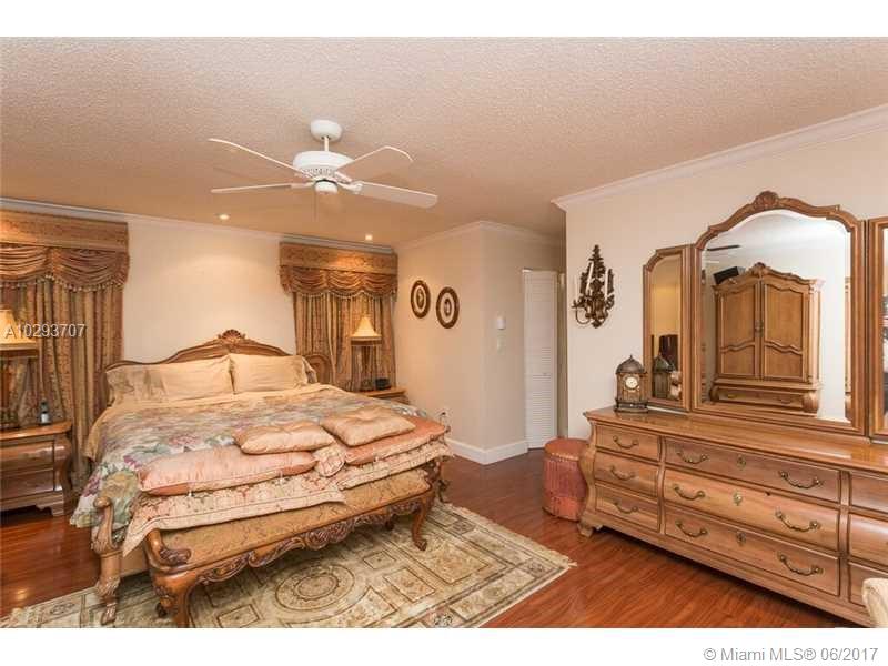 MARY ANN ESTATES 1ST ADDN - Residential