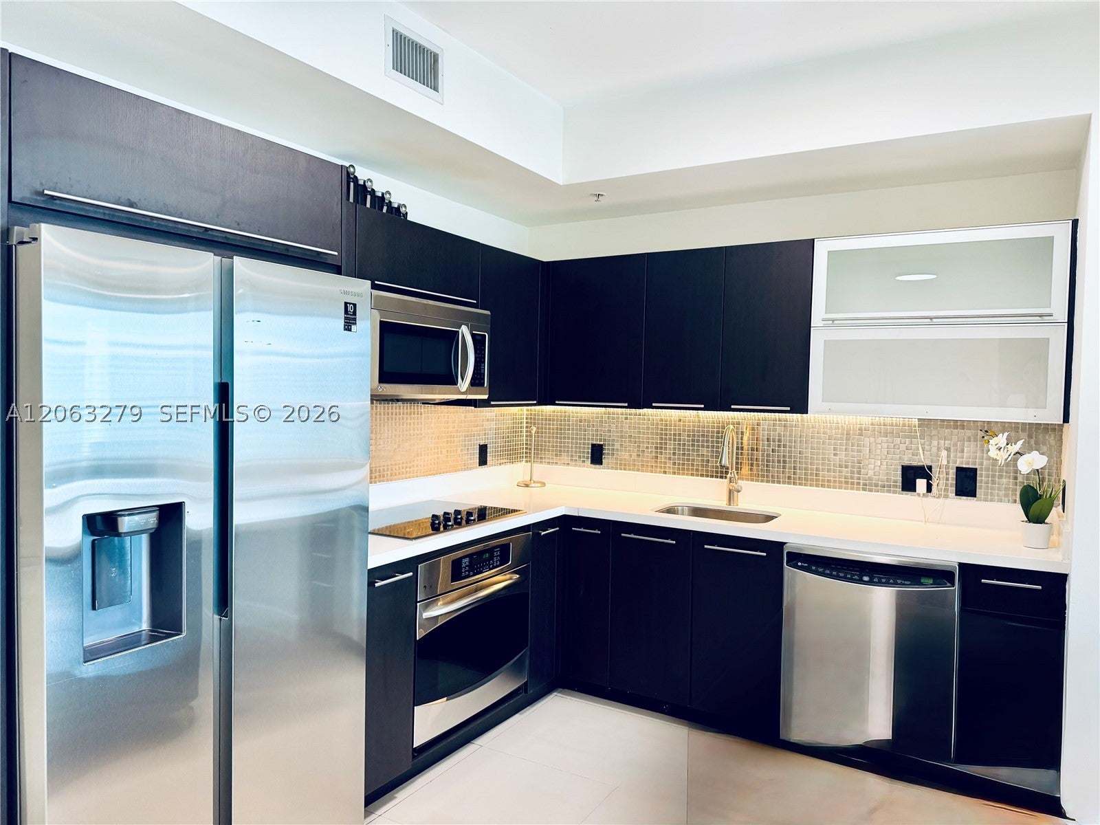 90 SW 3rd St 3902
