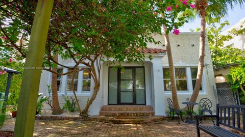 1676 SW 11th St Miami FL 33135