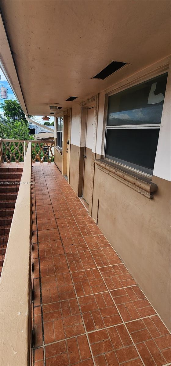 PHILLIPSONS ADDN TO HIALE - Residential Lease