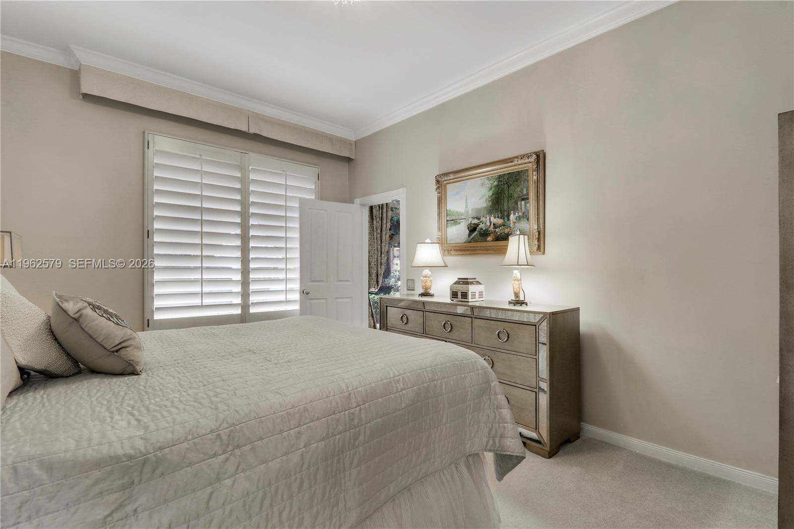 OAKS OAKS EAST 1 - Residential