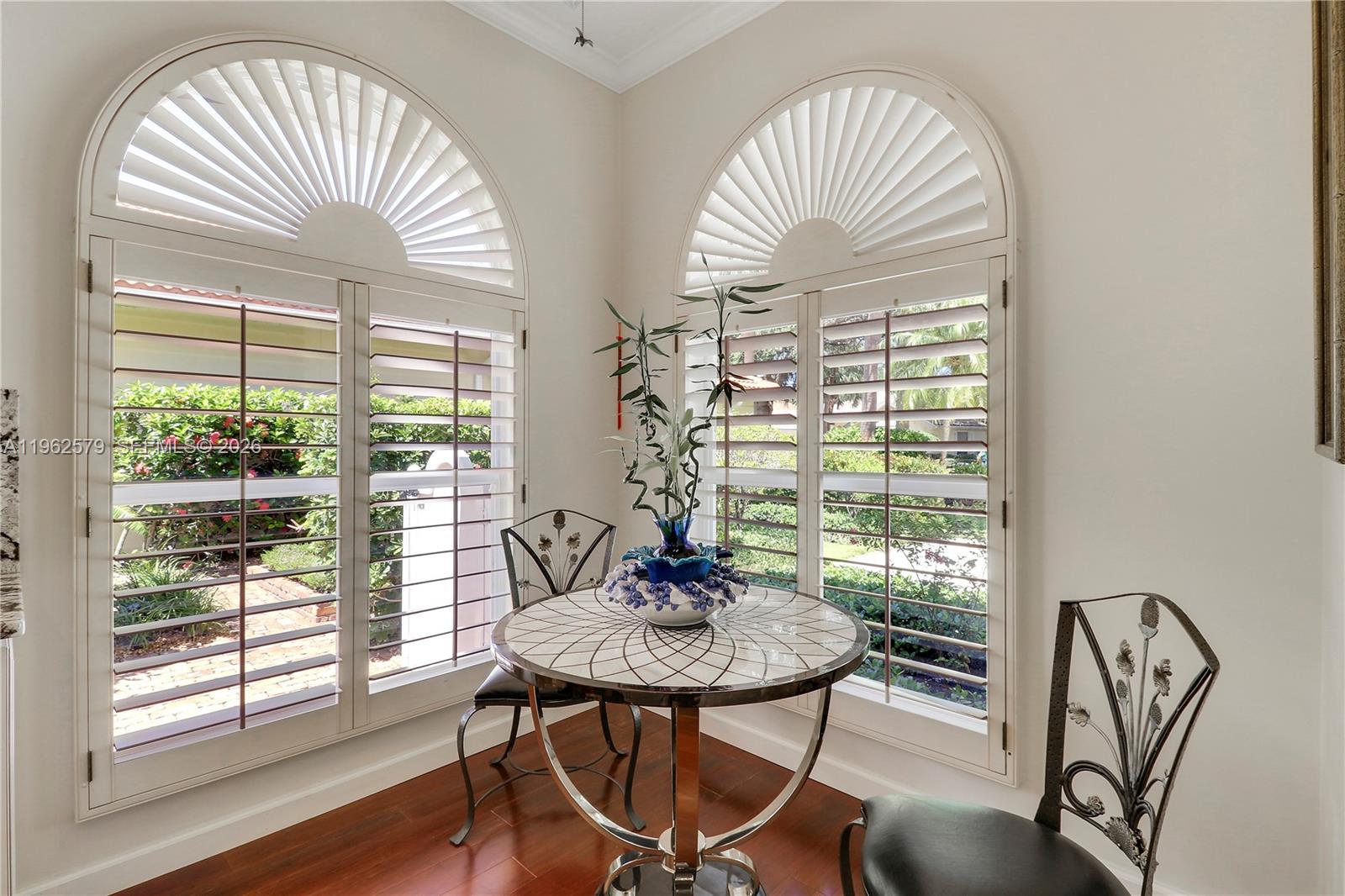 OAKS OAKS EAST 1 - Residential