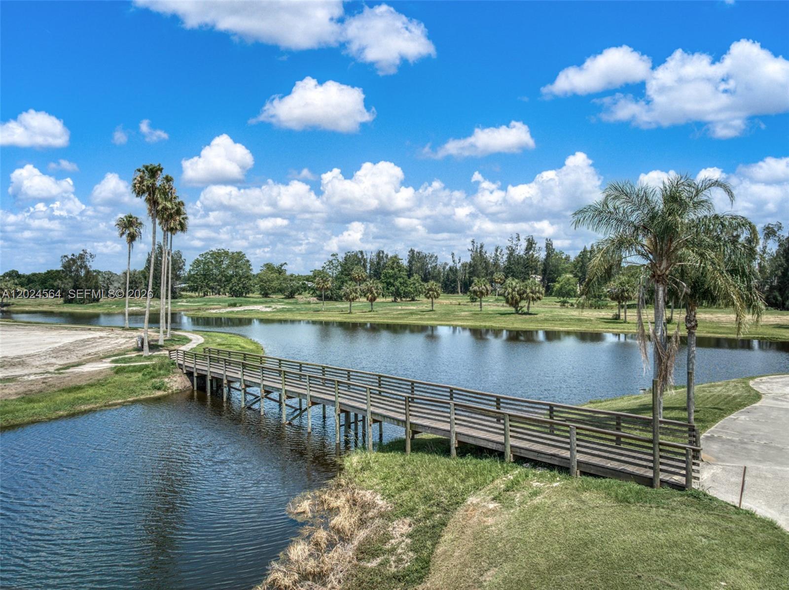 Spring Lake Villiage - Land